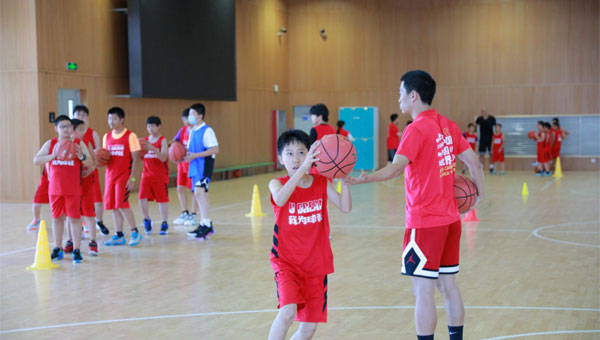 2024暑假篮球夏令营-北京篮球夏令营-封闭训练营博业体育平台(图13)