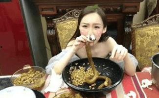 二呆瓜吃牛鞭,二呆瓜的牛鞭美食之旅