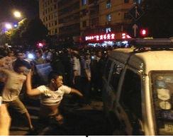 南宁吃瓜事件后续,真相发酵，后续影响持续发酵