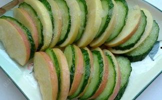 吃瓜好还是吃苹果好吃,吃瓜与吃苹果，谁才是味蕾的终极赢家？”