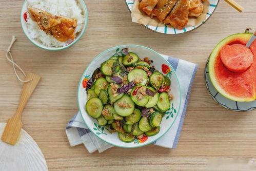 吃瓜火的角色,揭秘娱乐圈的“瓜王”传奇