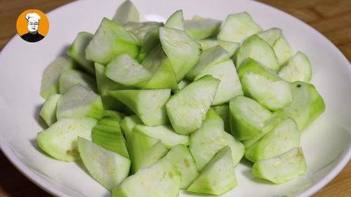 胶瓜可以干吃吗怎么吃,探索美味与营养的双重享受