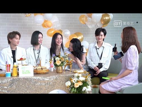 宿舍男女吃瓜,男女同寝的甜蜜“瓜”事