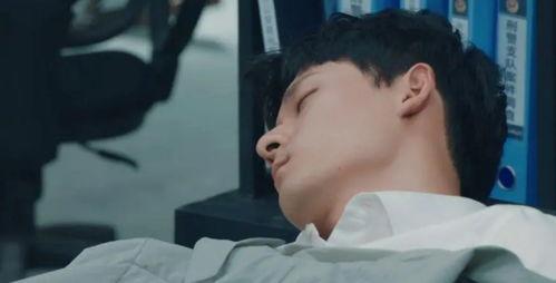 法医秦明吃瓜,吃瓜群众背后的真相揭秘